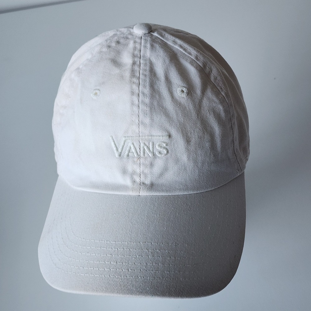 Vans Baseball Hat White Embroidered Logo Strap Back Logo Minimalist *dirty marks